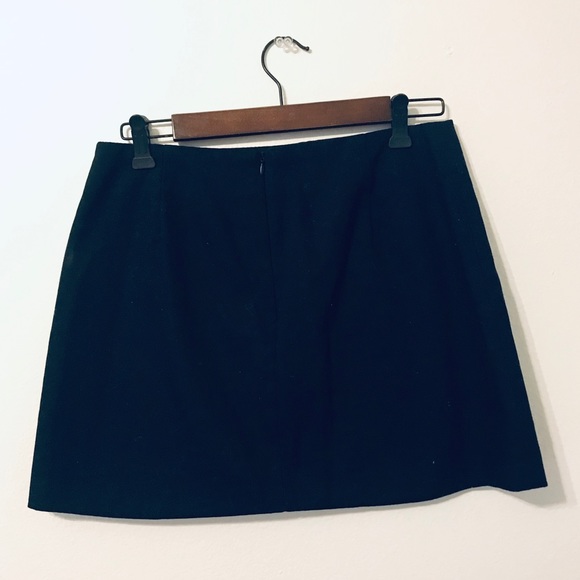 Zara Embroidered Skirt - Picture 2 of 3